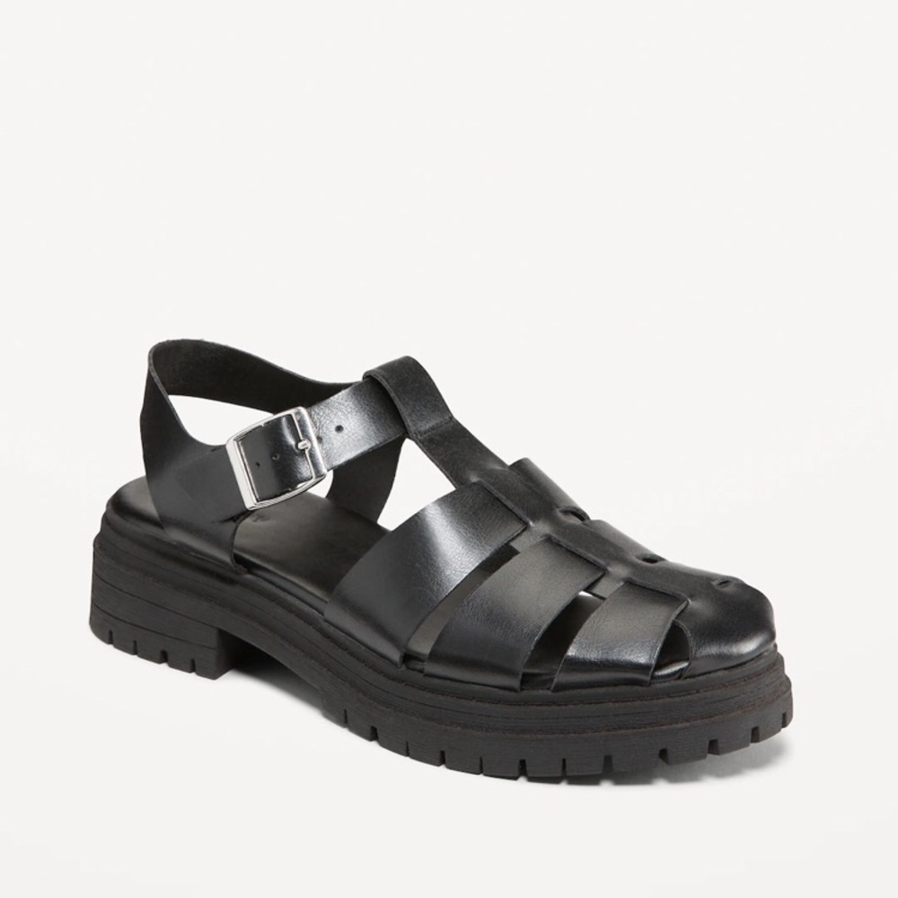NWT Old Navy Chunky Fisherman Sandal 11